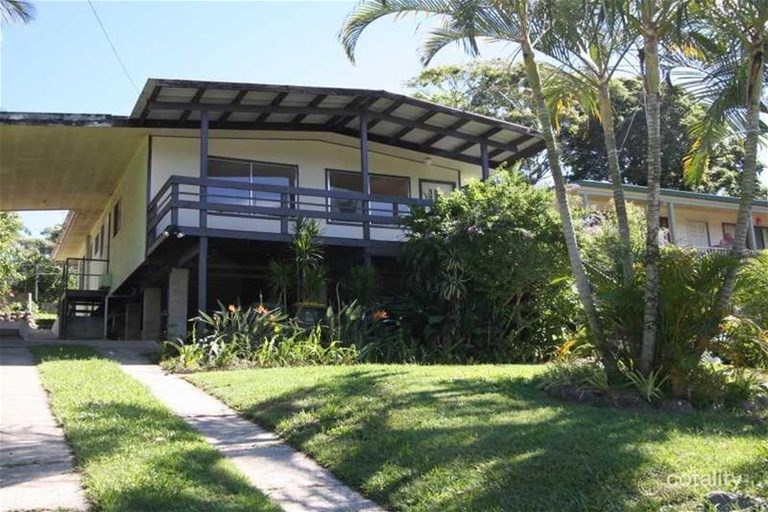 16 Kinarra St, Ashmore, QLD 4214