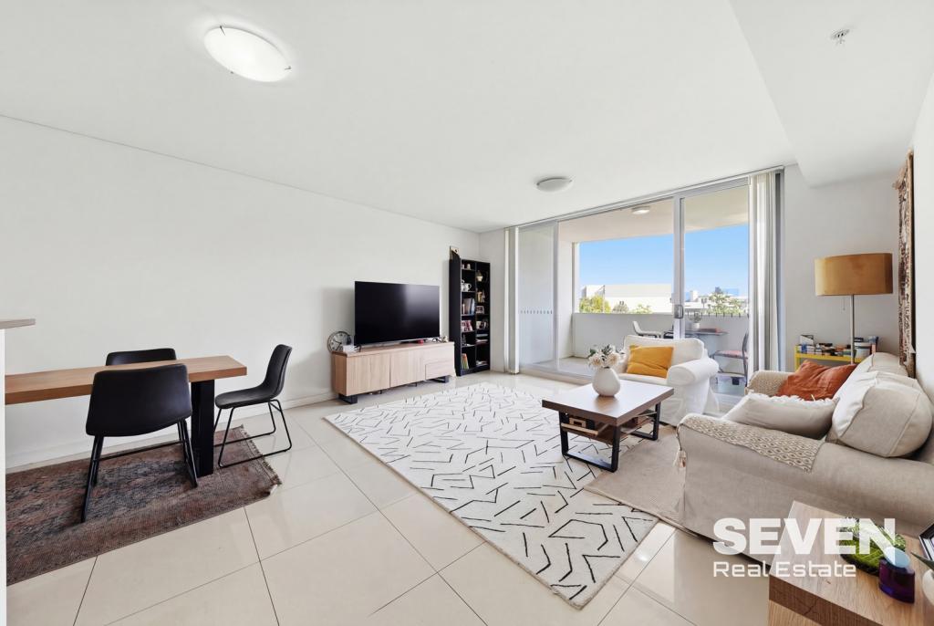 120/301 OLD NORTHERN RD, CASTLE HILL, NSW 2154
