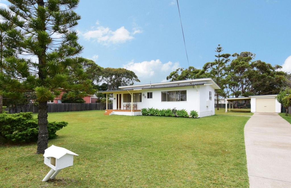 146 THE LAKE CCT, CULBURRA BEACH, NSW 2540