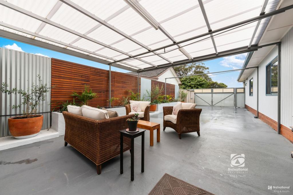 27 Whiters St, Lakes Entrance, VIC 3909