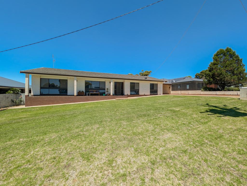 2 Malone St, Boort, VIC 3537