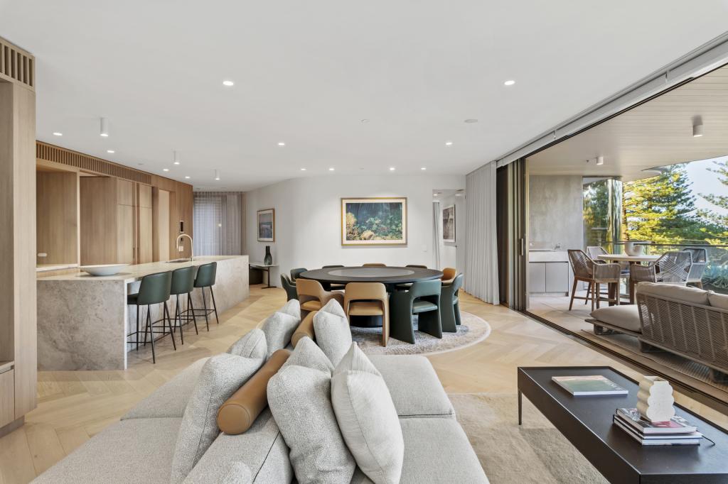 3/42 The Esp, Miami, QLD 4220