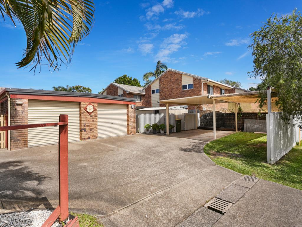 2/3 Doolooma St, Mountain Creek, QLD 4557