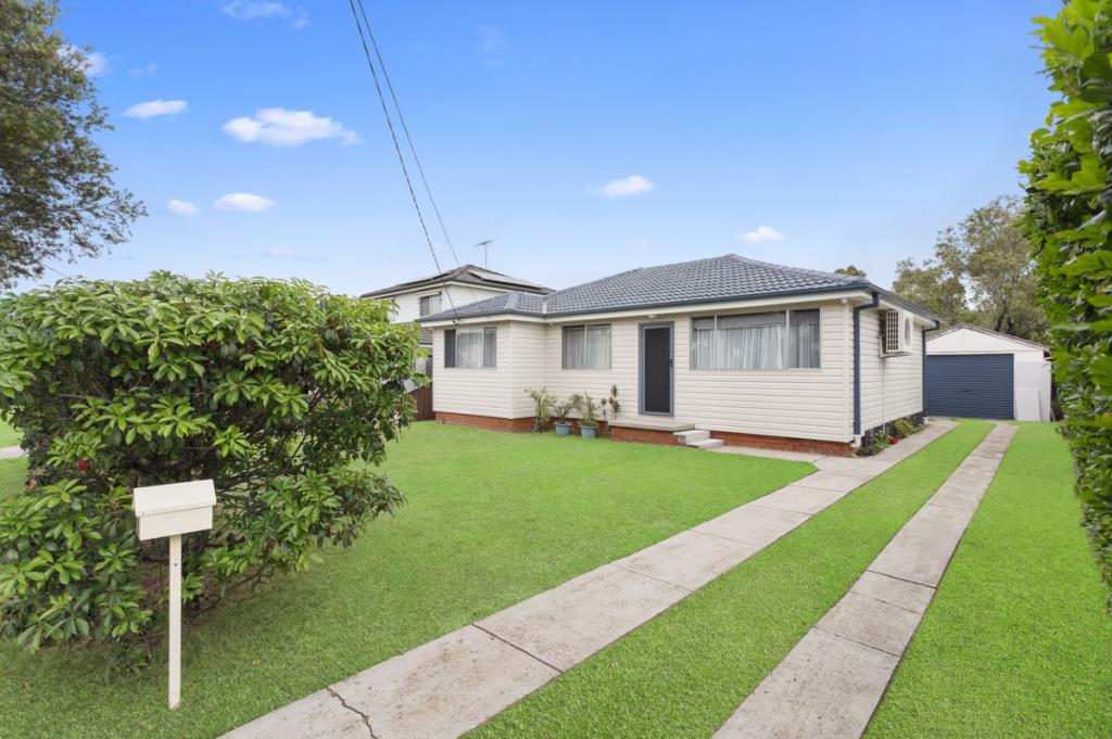 28 IRRIGATION RD, MERRYLANDS, NSW 2160