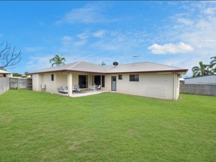 11 Baxendell Pl, Bushland Beach, QLD 4818