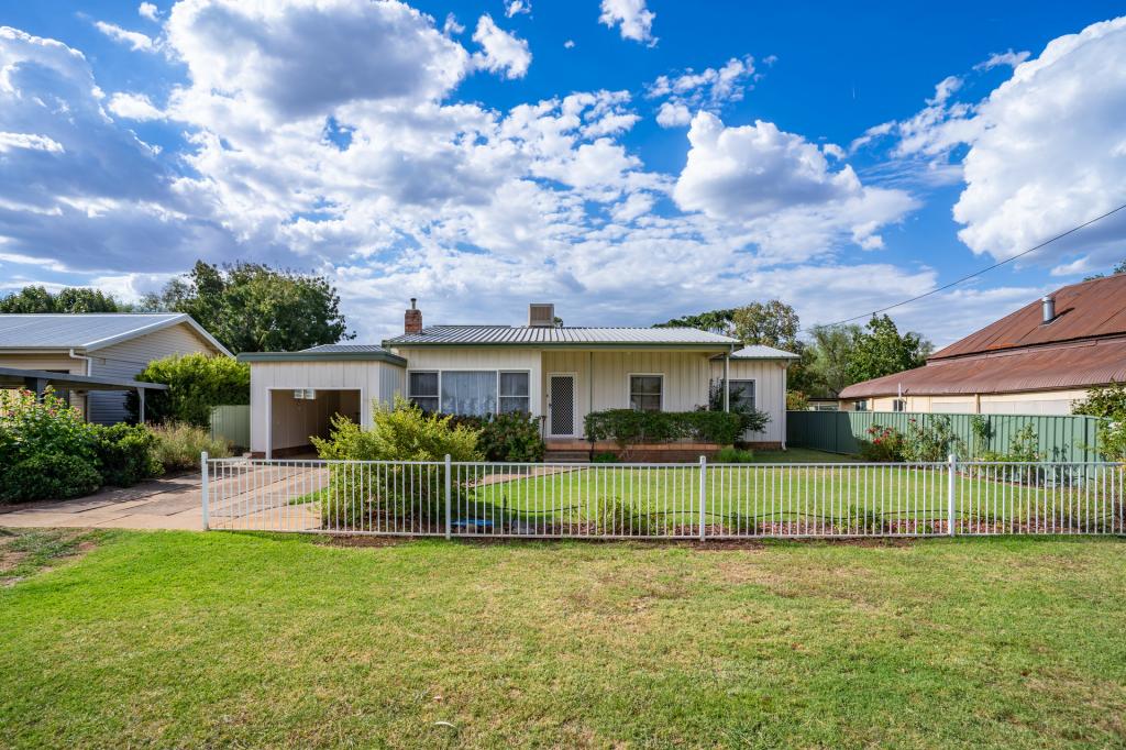 31 Forbes St, Gooloogong, NSW 2805
