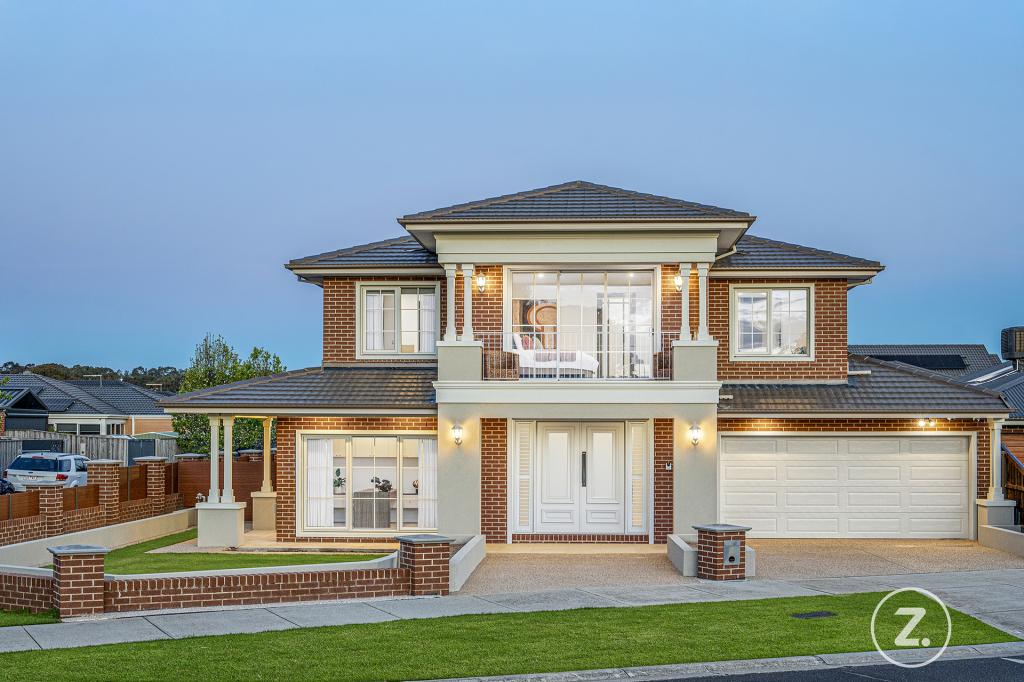 32 SKYLINE WAY, BERWICK, VIC 3806