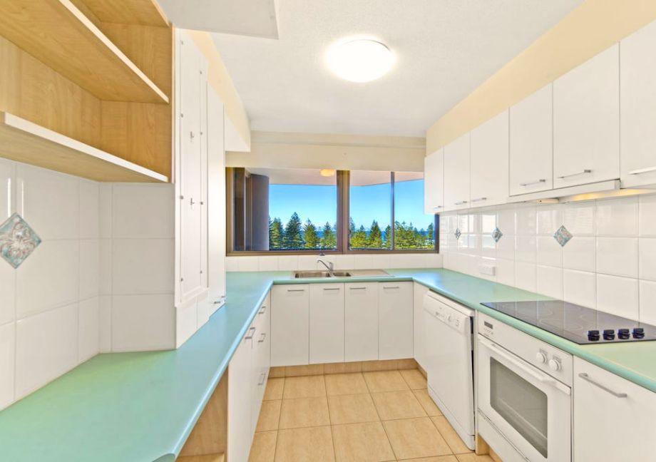 17/3656 Main Beach Pde, Main Beach, QLD 4217