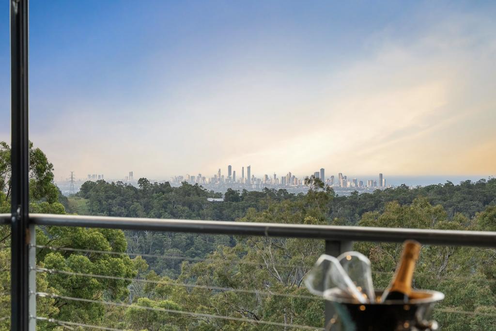 71 Brackenfield Ct, Bonogin, QLD 4213