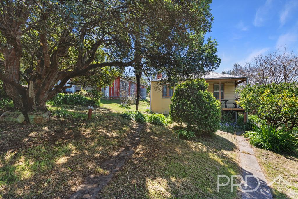 20 Victoria Hill Rd, Adelong, NSW 2729