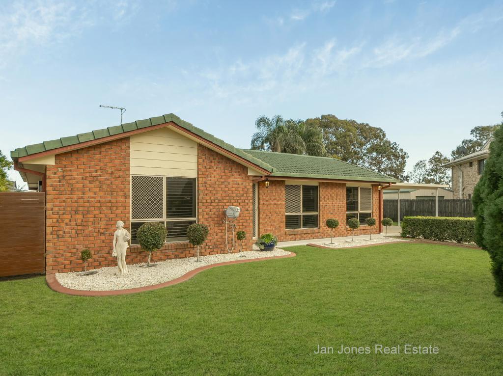 5 Banksia Ct, Rothwell, QLD 4022