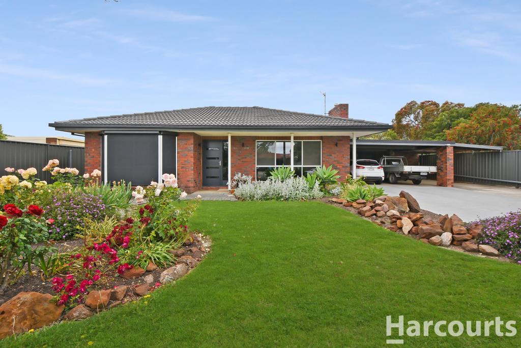 9 BIRCH AVE, HORSHAM, VIC 3400