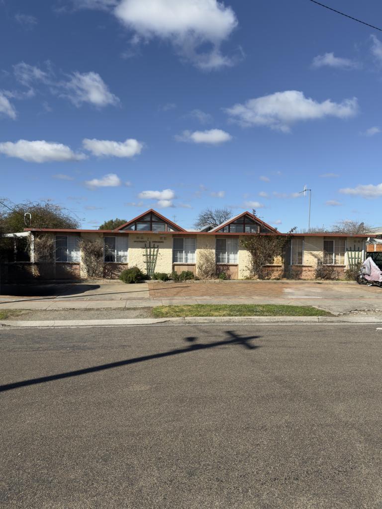 2/27 Park St, Goulburn, NSW 2580