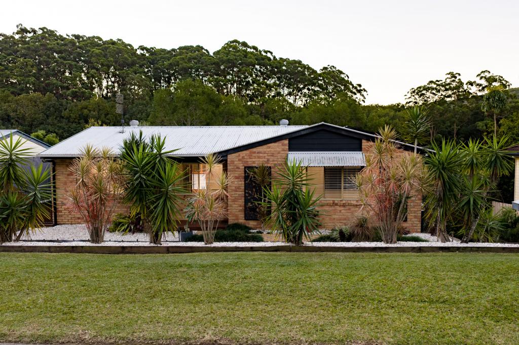 9 Campese Tce, Nambour, QLD 4560