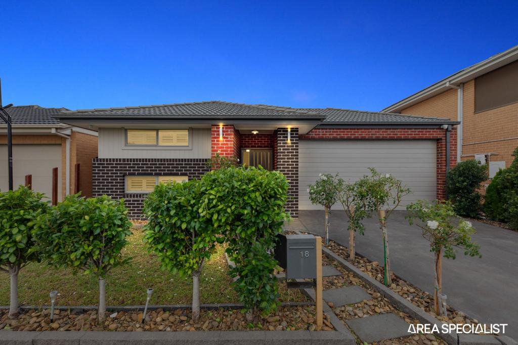 18 Greenslate St, Clyde North, VIC 3978