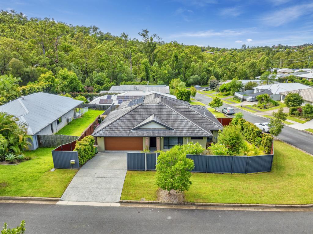 1/11 BASS CT, OXENFORD, QLD 4210