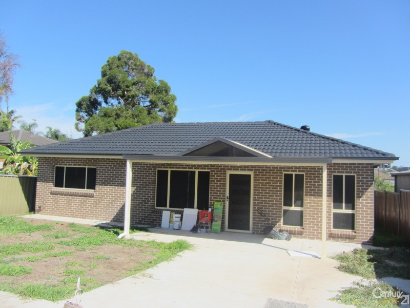 105B CUMBERLAND ST, CABRAMATTA, NSW 2166