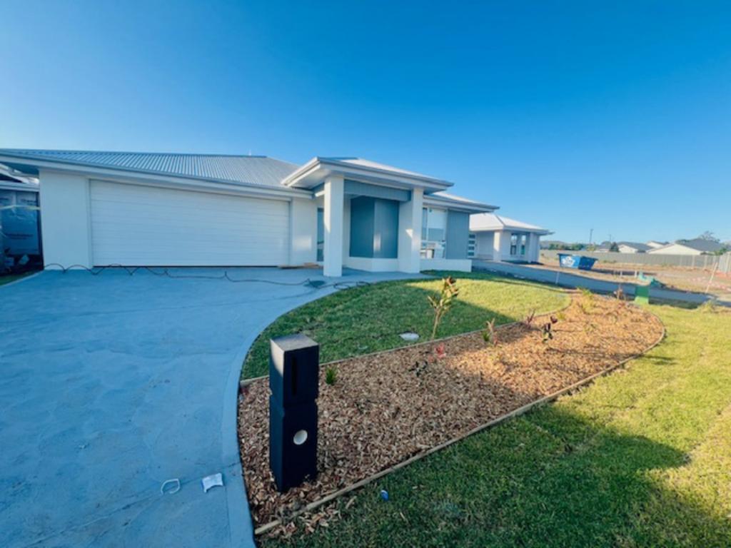 3 Surf Cl, Old Bar, NSW 2430