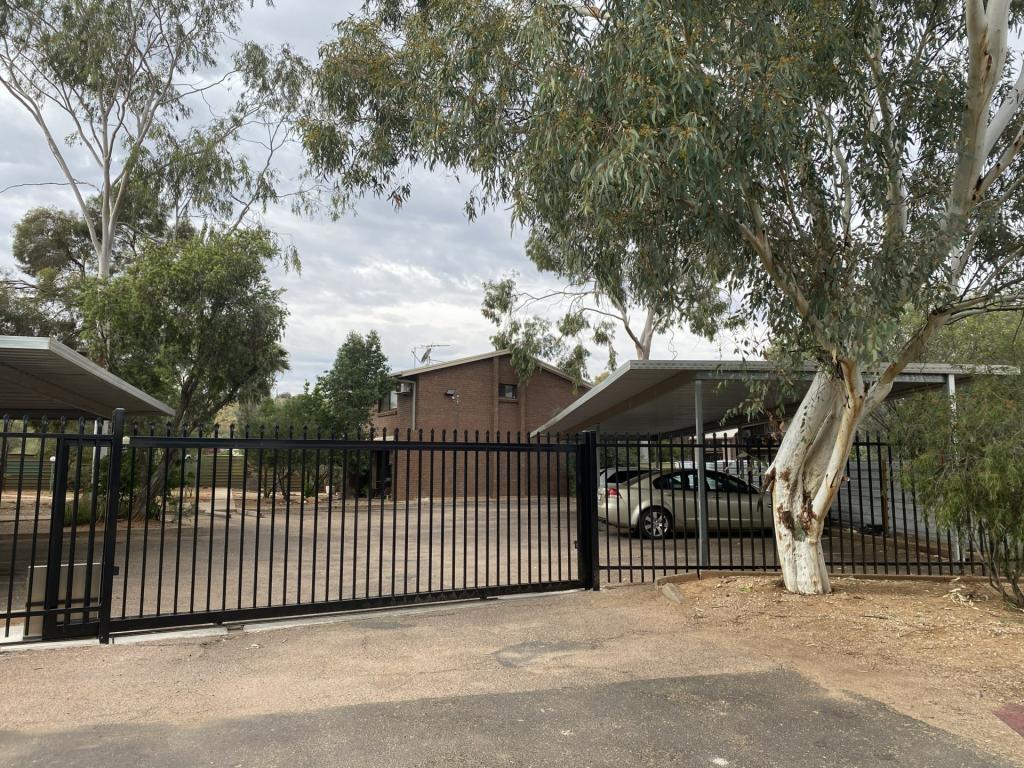 2/5 Cycad Pl, Sadadeen, NT 0870