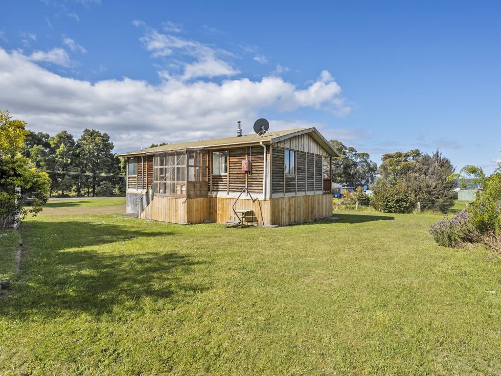 24 Pottery Rd, Dover, TAS 7117
