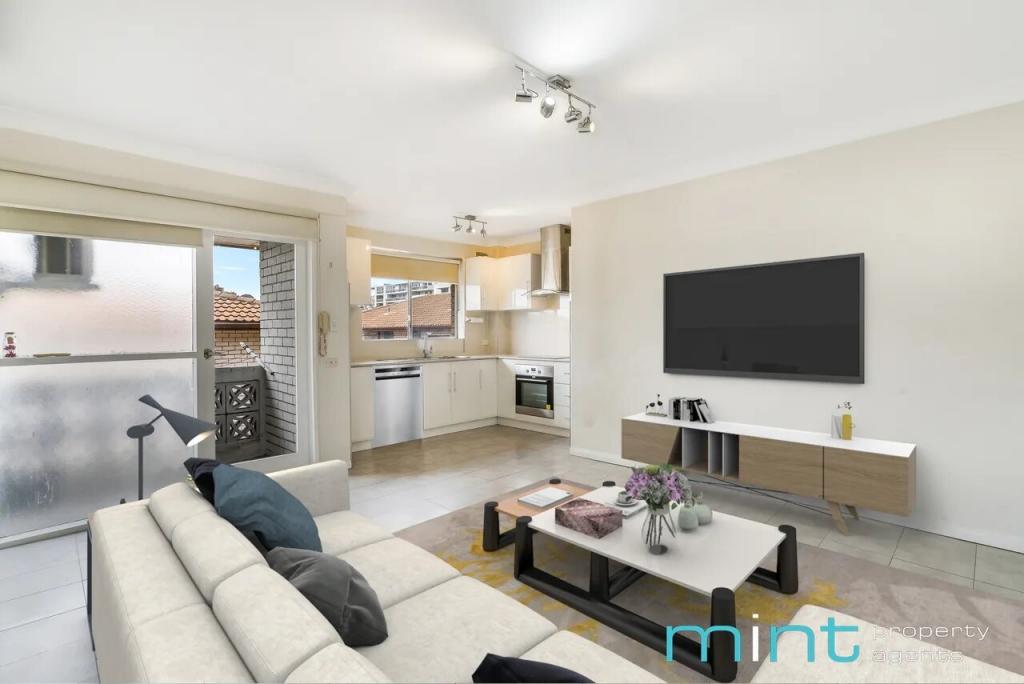 8/42-44 COPELAND ST, LIVERPOOL, NSW 2170