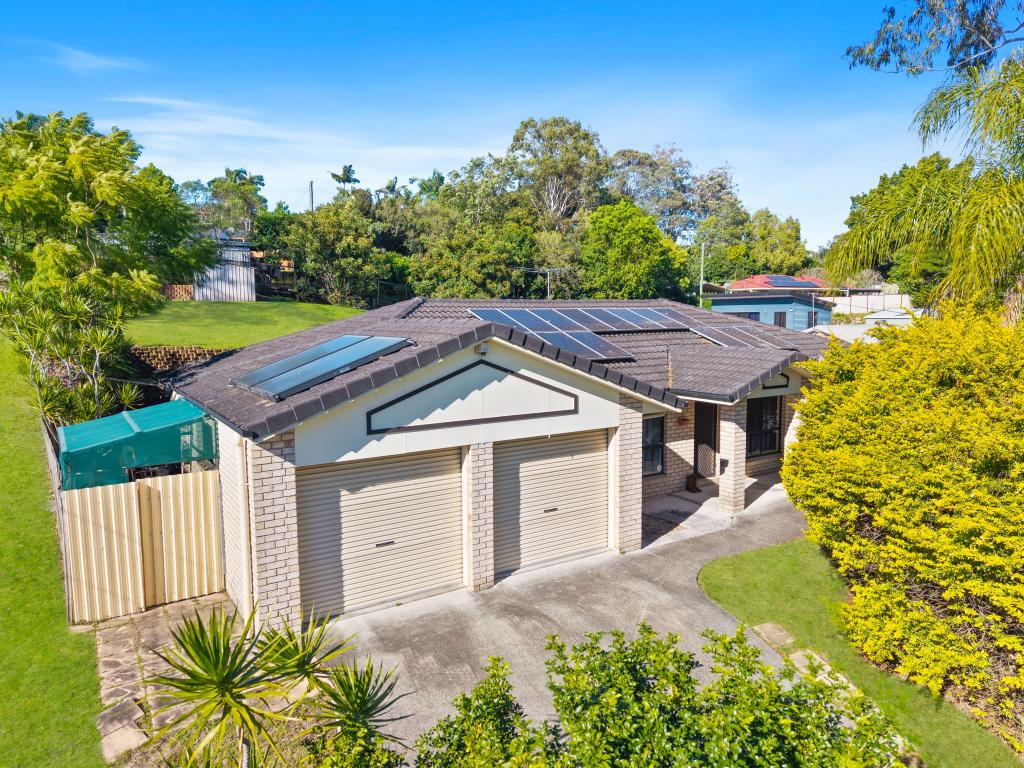 15 Avonmore St, Edens Landing, QLD 4207