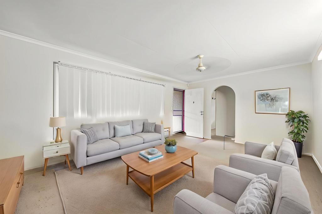 93 Waratah Dr, Crestmead, QLD 4132