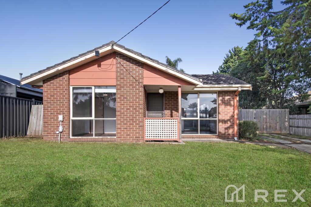 6 Bates St, Cranbourne West, VIC 3977