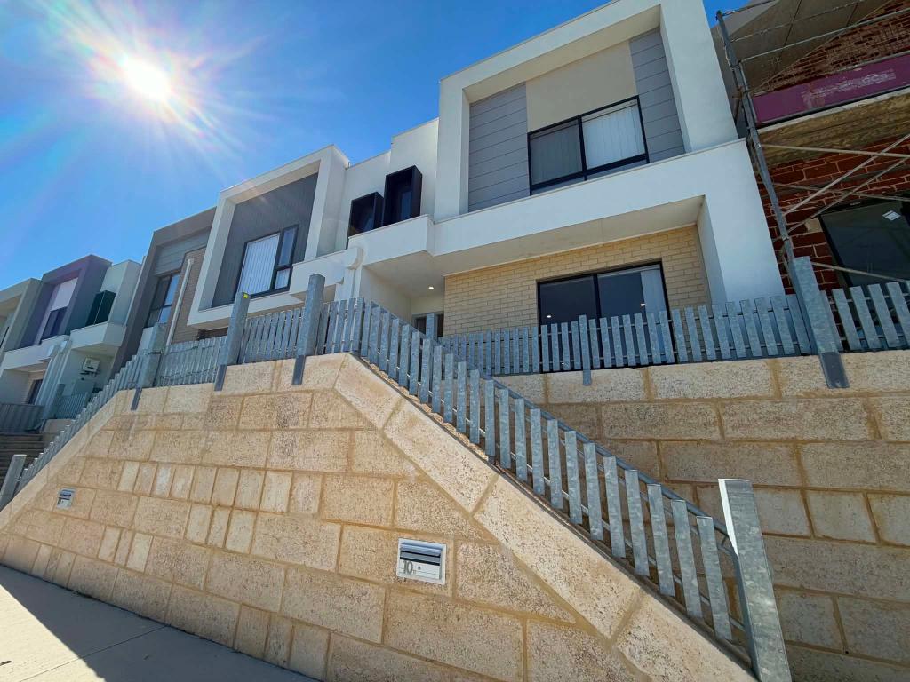 10b Leeward Ave, Alkimos, WA 6038