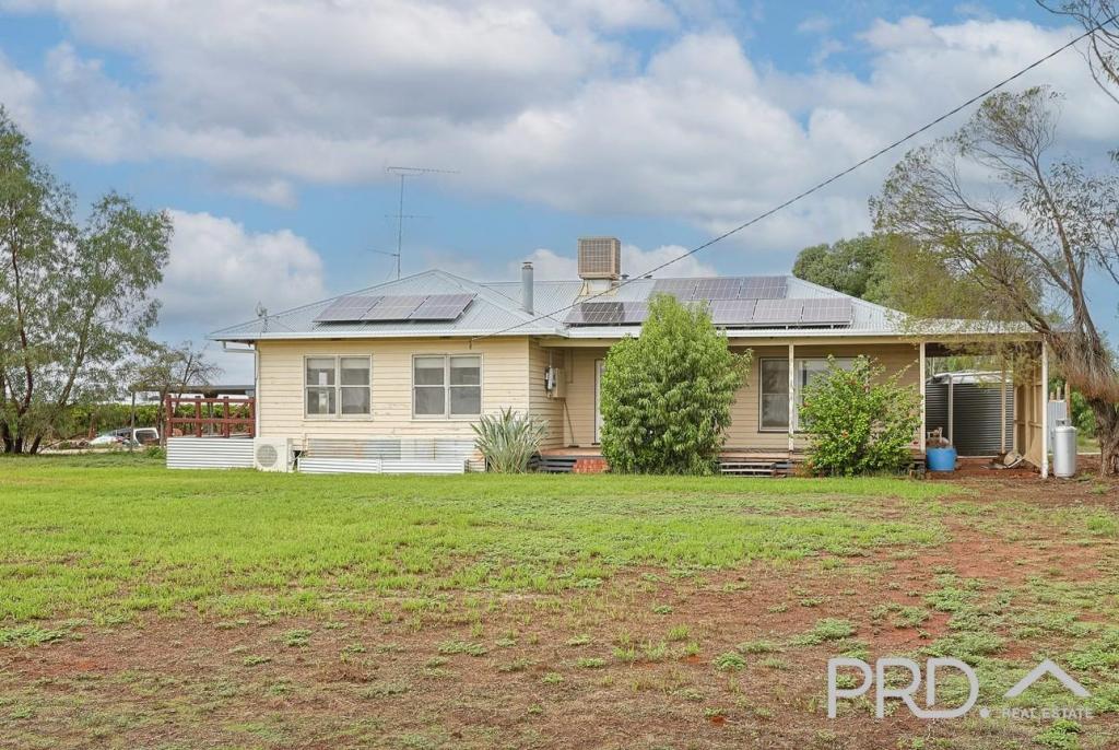 120 Wareo Rd, Robinvale, VIC 3549