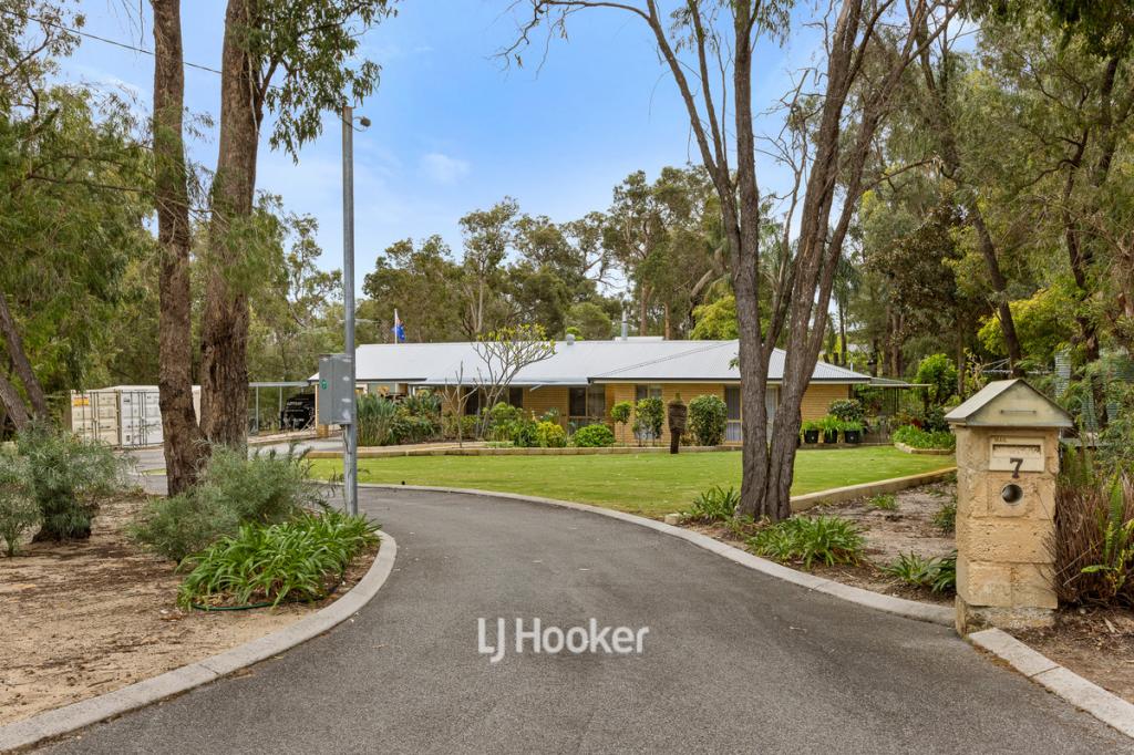 7 Green Way, Leschenault, WA 6233