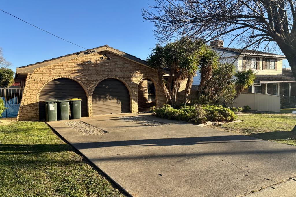 14 Myndee Ave, Hillvue, NSW 2340