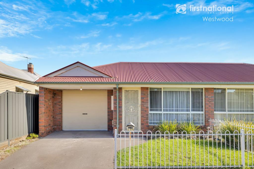 1/135 Greaves St N, Werribee, VIC 3030