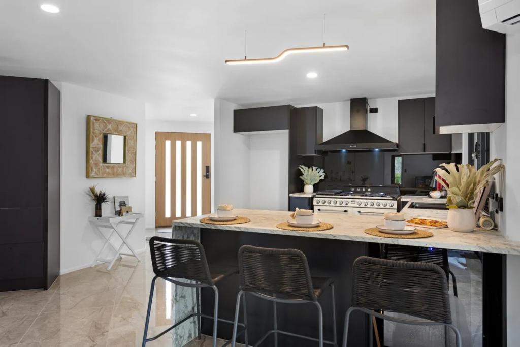 279 Ron Penhaligon Way, Robina, QLD 4226