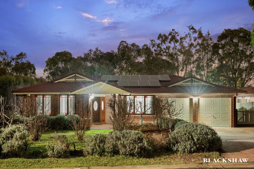 15 Macedon Cres, Palmerston, ACT 2913