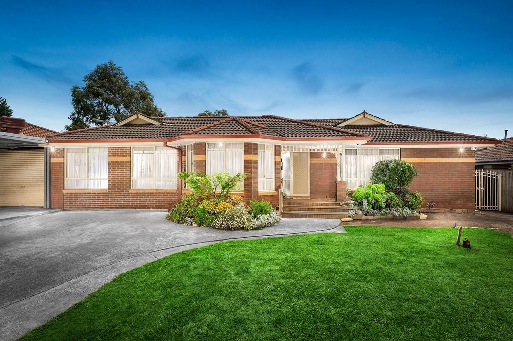 9 Eccles Cl, Mill Park, VIC 3082