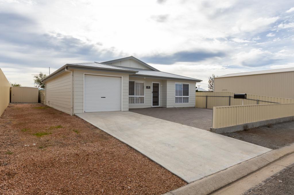 15 O'Connor St, Tumby Bay, SA 5605