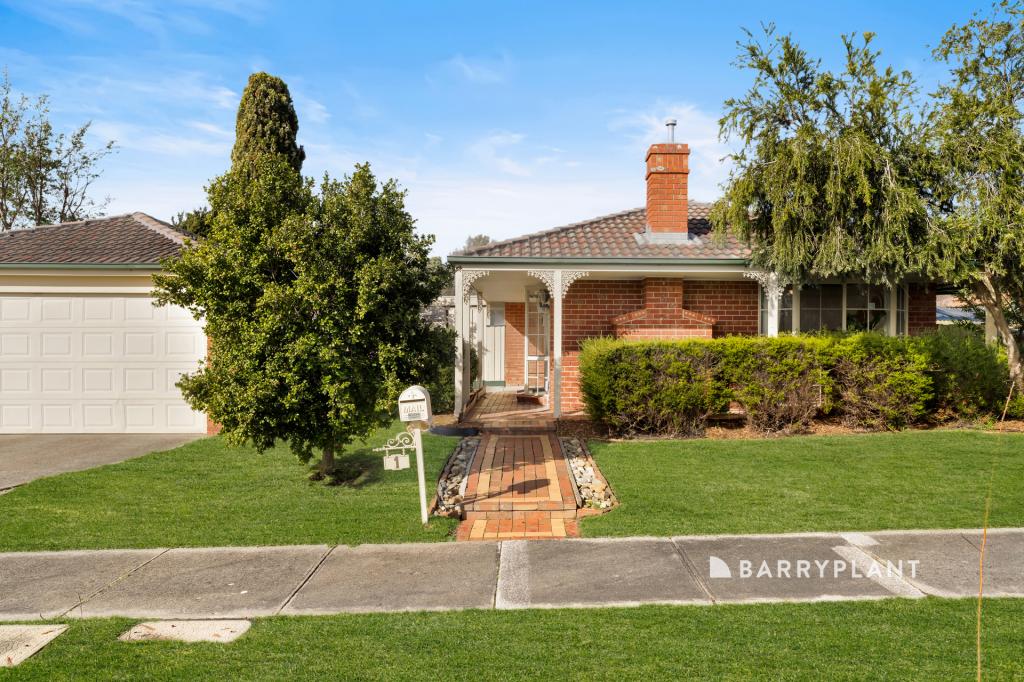 1 HANSEN CT, NARRE WARREN, VIC 3805