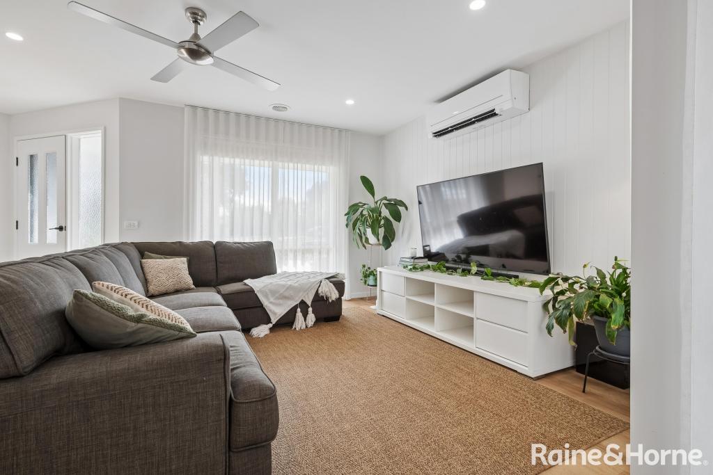 14 Vista Cl, Gisborne, VIC 3437