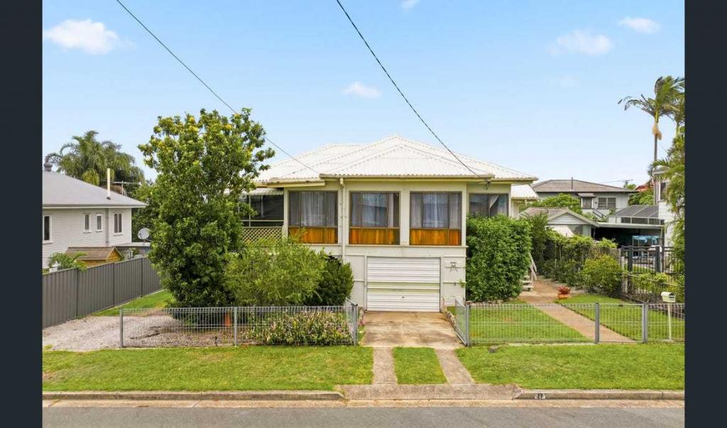 27 Langdon Ave, Margate, QLD 4019