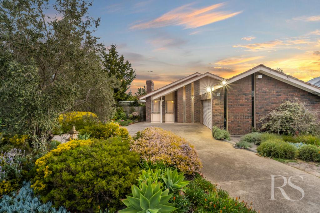 4 REDGUM CL, WERRIBEE, VIC 3030