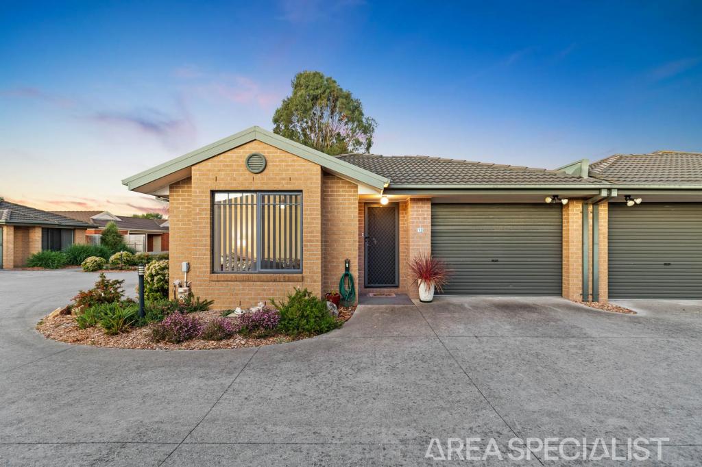 13/10 KINGFISHER CT, HASTINGS, VIC 3915