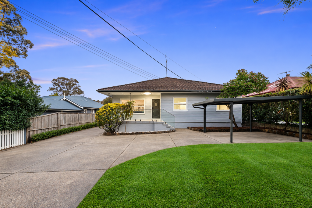5 Rowallan Ave, Castle Hill, NSW 2154