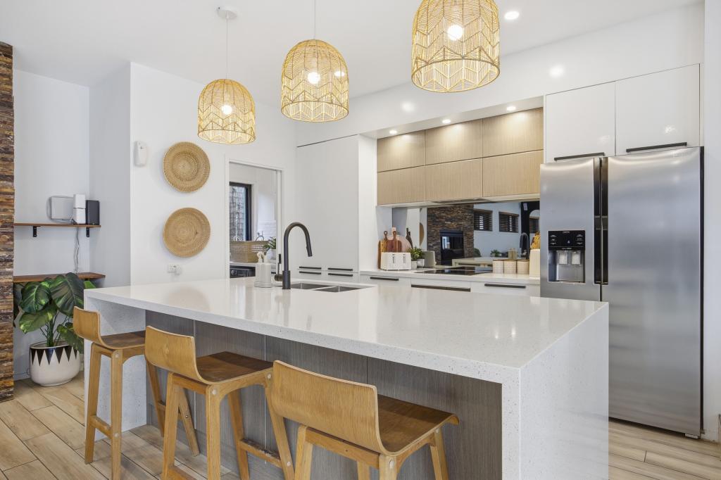 3 Gerona Cct, Varsity Lakes, QLD 4227