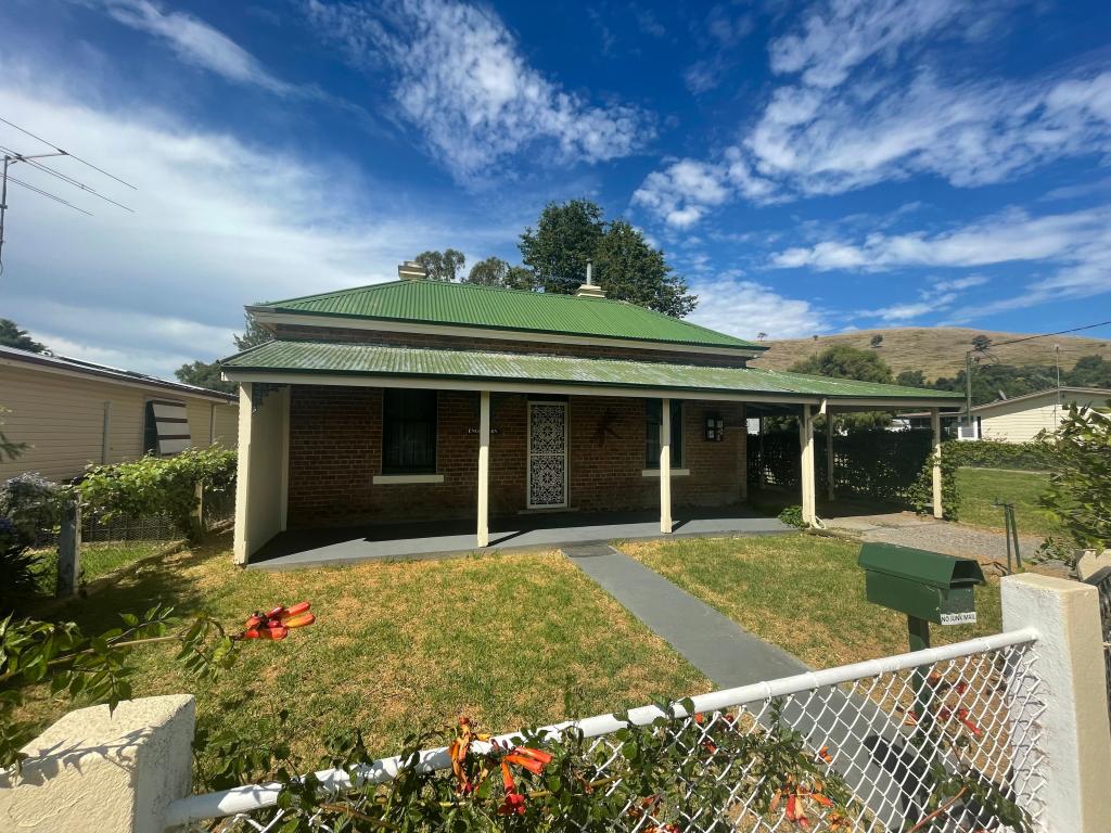 154 PUNCH ST, GUNDAGAI, NSW 2722