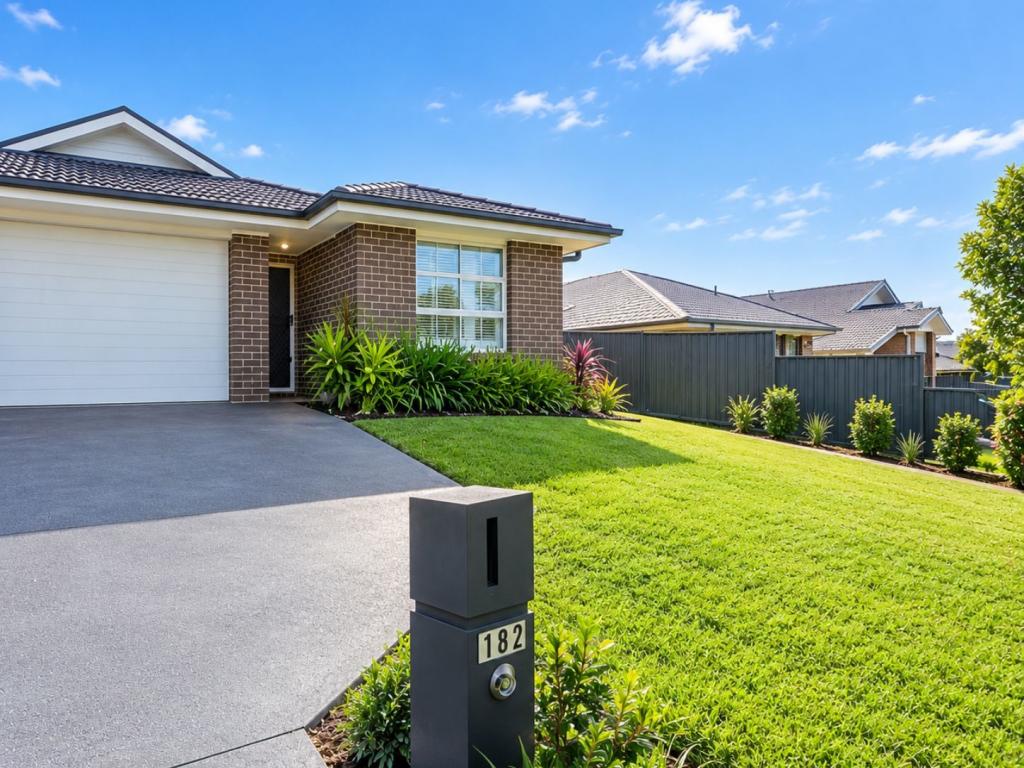 182 Denton Park Dr, Aberglasslyn, NSW 2320