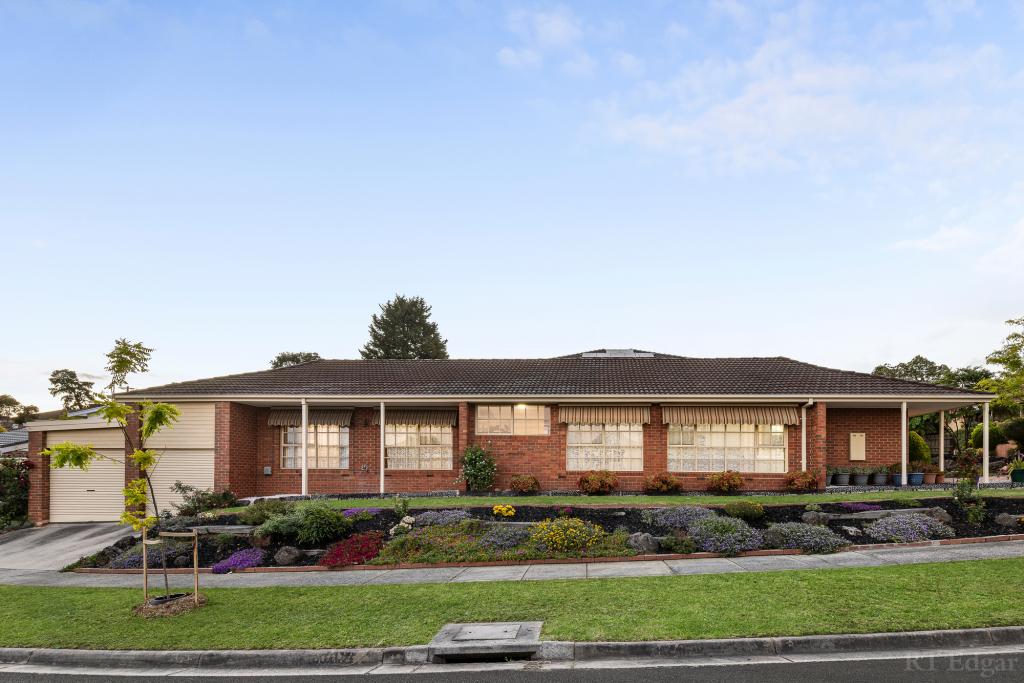 1 Maverick Cl, Doncaster, VIC 3108