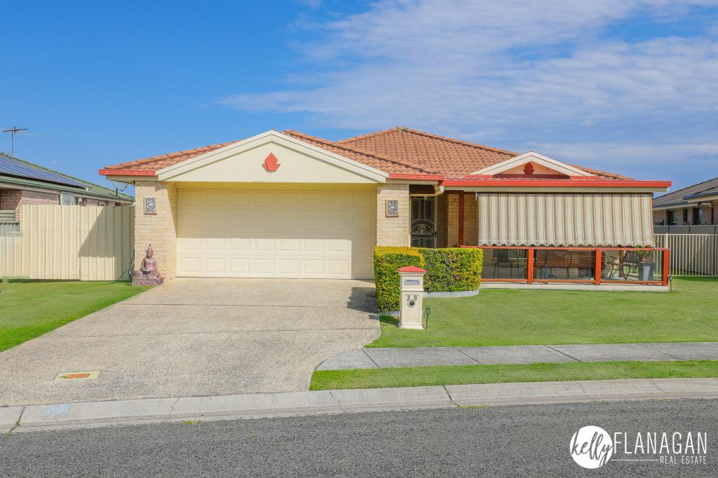 38 Bunya Pine Ct, West Kempsey, NSW 2440