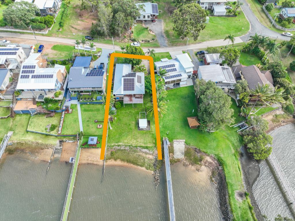 55 Wahine Dr, Russell Island, QLD 4184