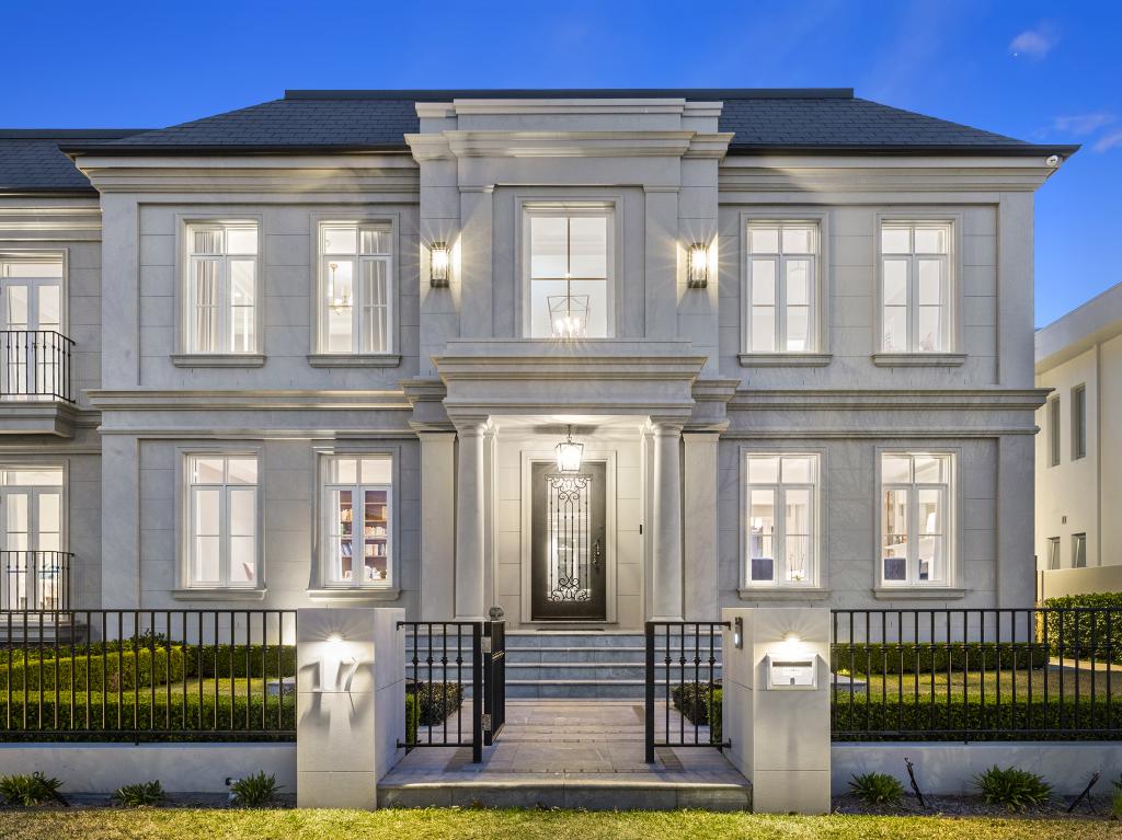 17 Chamonix Pl, Bella Vista, NSW 2153